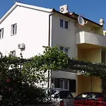 Okrug Gornji 28 Apartman