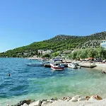 Okrug Gornji 28 Apartman *