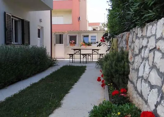 Okrug Gornji 28 Apartman *