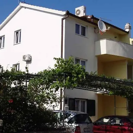 Okrug Gornji 28 Apartman