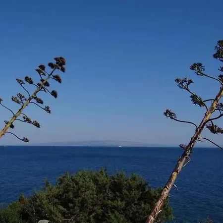 Okrug Gornji 28 Apartment *