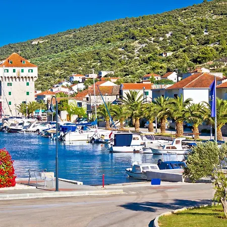 Apartment Okrug Gornji 28