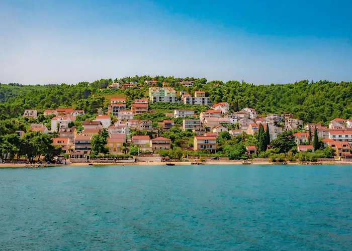 Okrug Gornji 28 Trogir