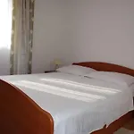 Διαμέρισμα Okrug Gornji 28